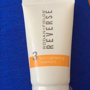 Rodan and Fields REVERSE lightning Cream